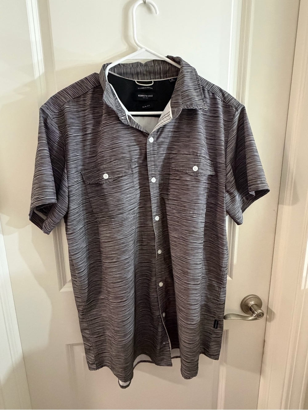 Kenneth Cole Short-Sleeve Heathered Gray Button-Down Shirt